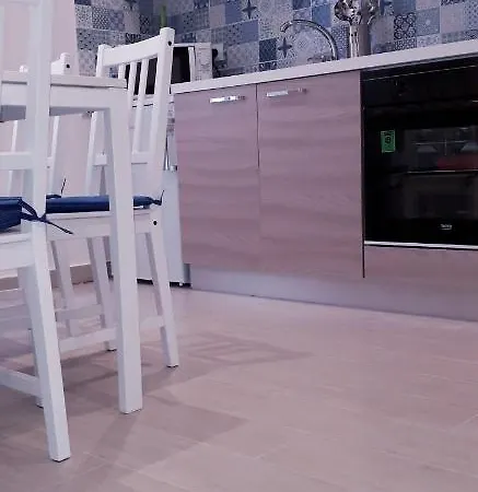 Апартаменты Lamberti - 150 M From The Sea - Just Renewed - Wifi
