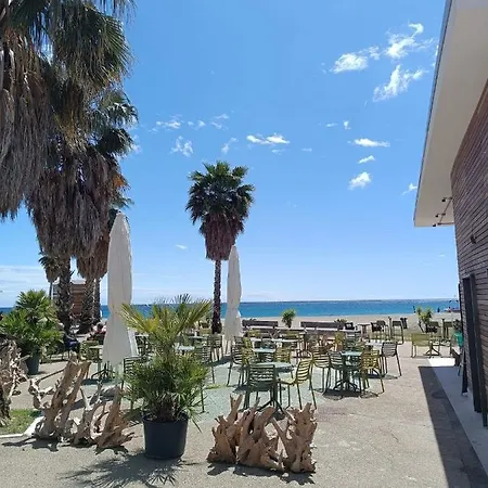 Lamberti - 150 M From The Sea - Just Renewed - Wifi Апартаменты