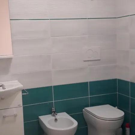 Lamberti Beach Apartment - 150 M From The Sea - Ac - Wifi * Savona