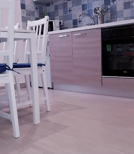 Apartment Lamberti - 150 M From The Sea - Just Renewed - Wifi