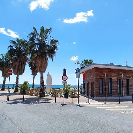 Lamberti Beach Apartment - 150 M From The Sea - Ac - Wifi Daire