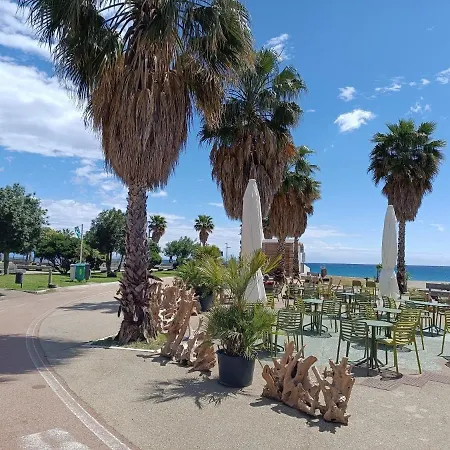 Daire Lamberti Beach Apartment - 150 M From The Sea - Ac - Wifi
