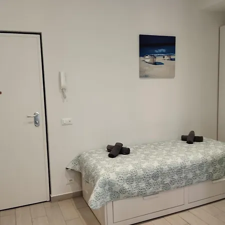 Lamberti - 150 M From The Sea - Ac - Wifi Daire *